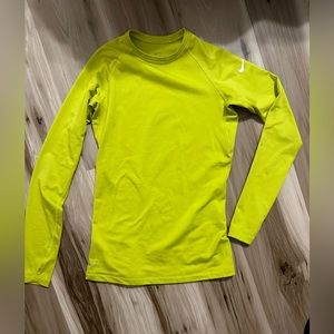 nike size small thermal lined long sleeve running top
